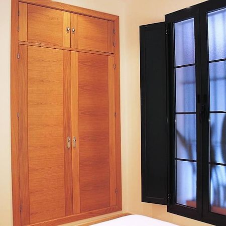 Fancy Apartment In A Historic House, Chiclana City Center By C. Dreams Chiclana de la Frontera Eksteriør billede