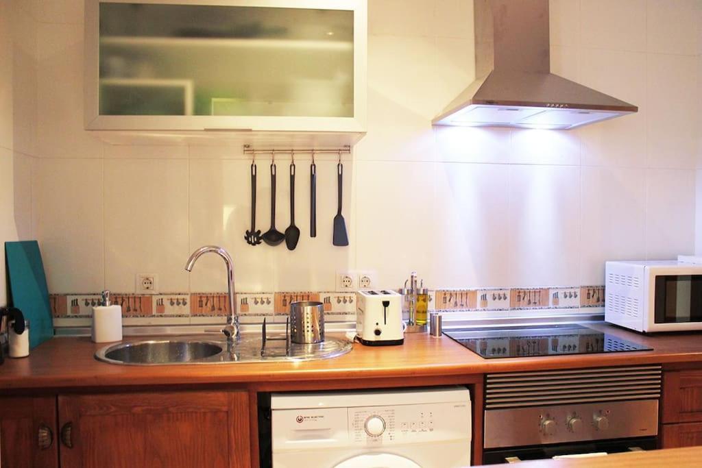 Fancy Apartment In A Historic House, Chiclana City Center By C. Dreams Chiclana de la Frontera Eksteriør billede