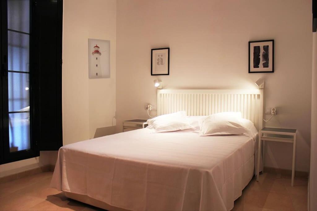 Fancy Apartment In A Historic House, Chiclana City Center By C. Dreams Chiclana de la Frontera Eksteriør billede