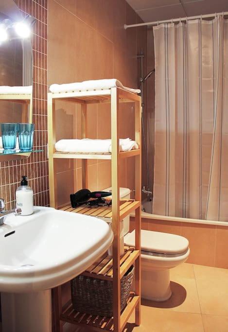 Fancy Apartment In A Historic House, Chiclana City Center By C. Dreams Chiclana de la Frontera Eksteriør billede